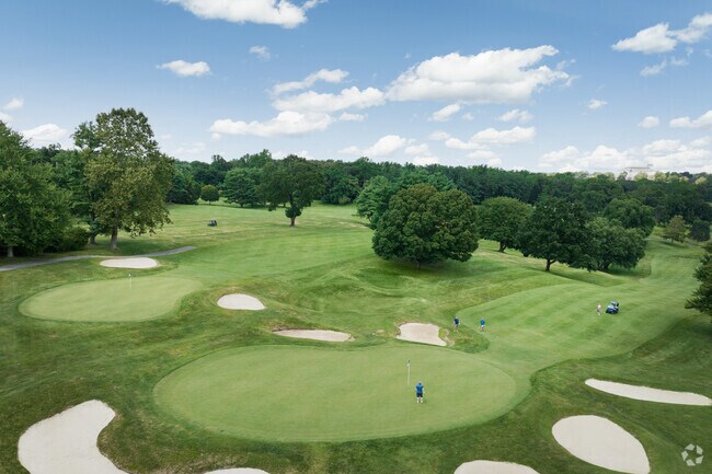 Hit the fairway at the inviting golf courses in Harrison.