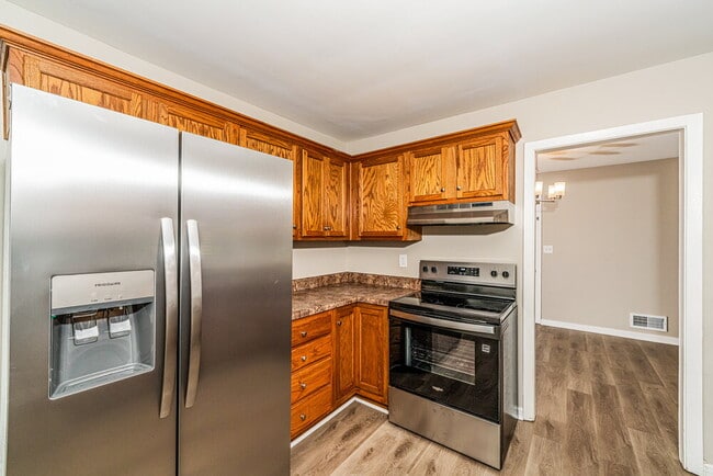 1716 2nd St NE, Center Point, AL 35215 - photo 6