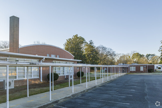Bus rider drop off and entrance at Grover Elementary School.
