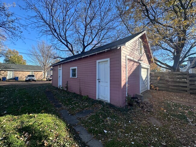 315 N 2nd Ave unit 1, Wausau, WI 54401 - photo 2