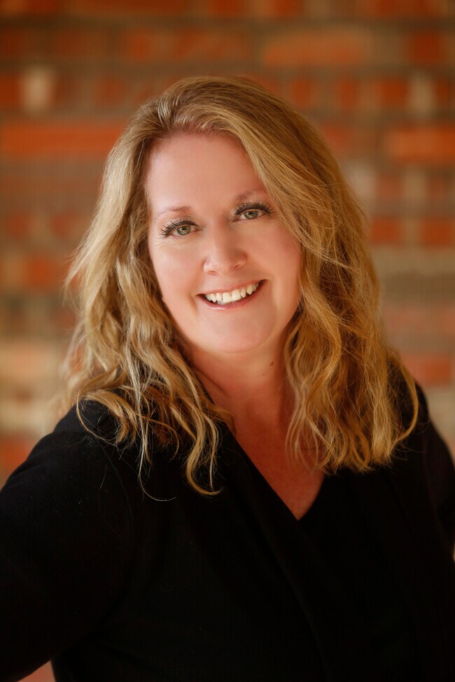 Linda Hughes
