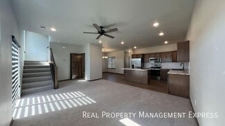 8166 E Tencate Place, Sioux Falls, SD 57110