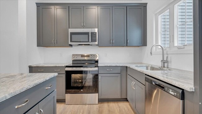 2020 Kyles Way, Blacksburg, VA 24060 - photo 6