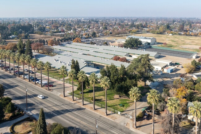 Welcome to Kings Canyon Middle School in Fresno.