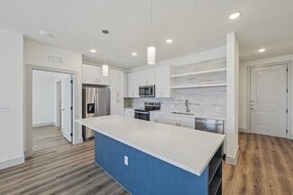 902 Town Center Blvd, Garland, TX 75040