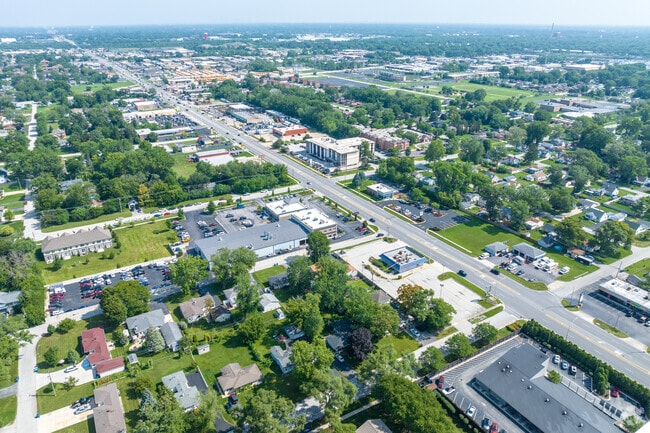 Midlothian is a village located just a few miles from the Calumet River.