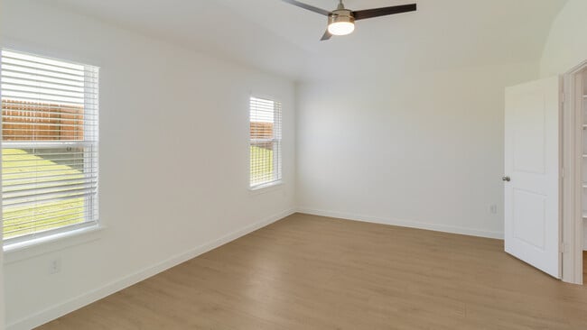 9513 Oxbow Strap Dr, Austin, TX 78724 - photo 5