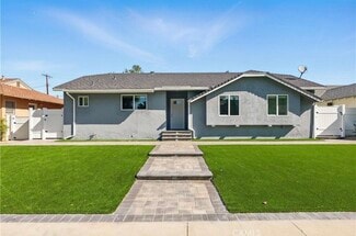 18627 Gledhill St, Northridge, CA 91324