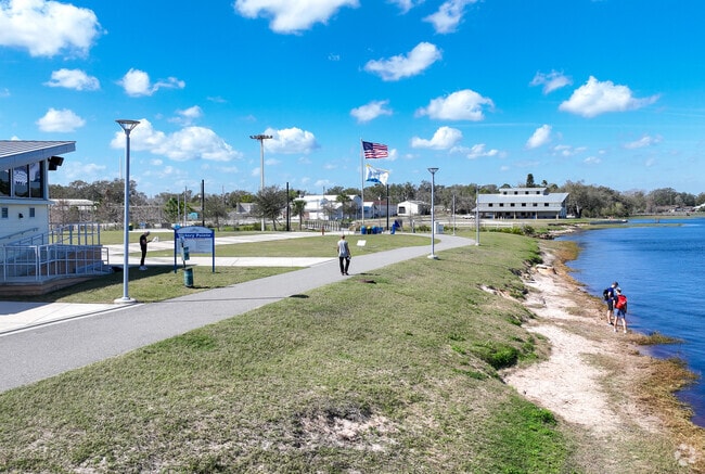 South Lake Trail runs for miles along Lake Minneola in Indian Hills.
