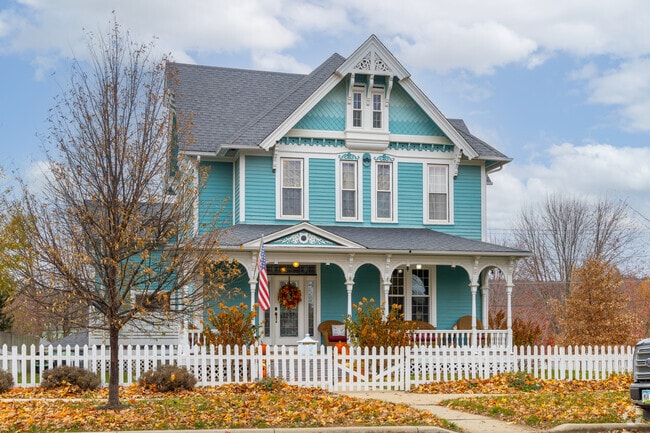 Victorian homes add historic charm to Decorah’s neighborhoods.