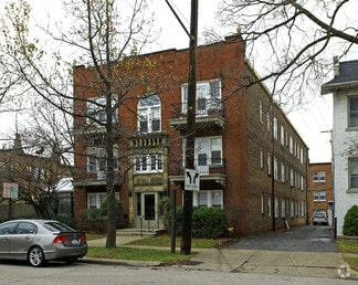 2130 Surrey Rd, Cleveland Heights, OH 44106