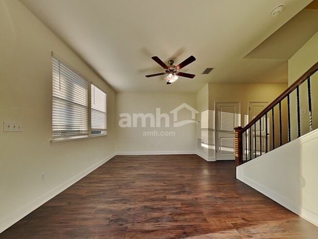 921 Tan Tara Trail, Jacksonville, FL 32221 - photo 5