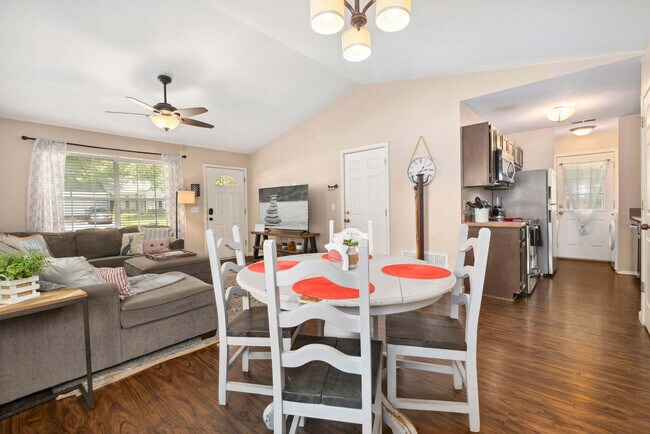 3191 W Oakfield St unit ID1229426P, Fayetteville, AR 72704 - photo 4