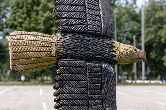 Bald Eagles are often spotted flying over Franklin Park, and local art reflects their influence.
