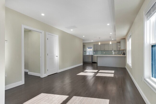 43 Wright Ave unit 2, Medford, MA 02155 - photo 7