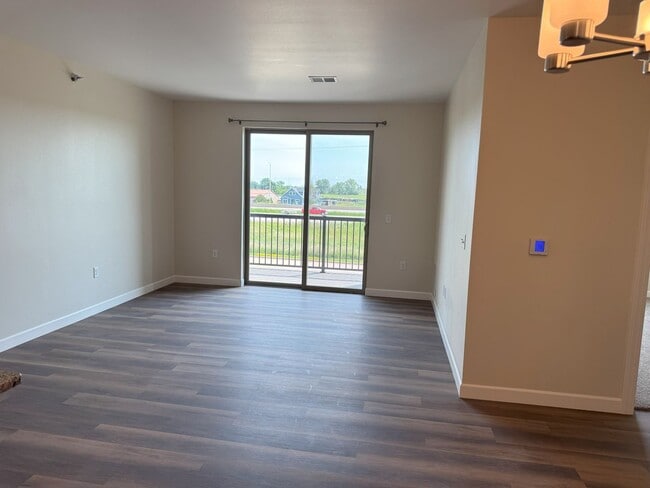 Red Earth, Oshkosh, WI 54904 - photo 4