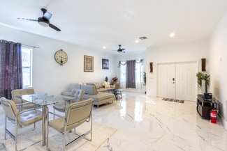 2213 Simms St, Hollywood, FL 33020