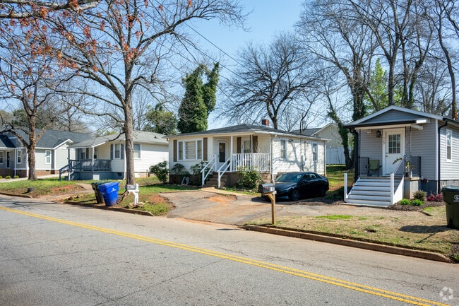 Nicholtown has a mix of bungalow and ranch style homes in the area.