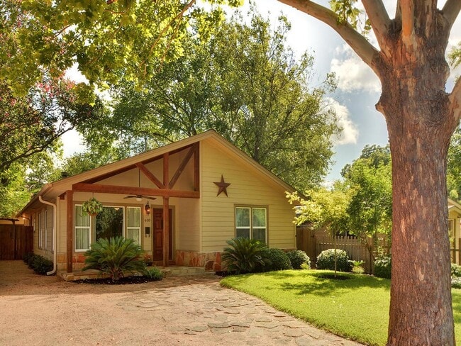 610 W North Loop Blvd, Austin, TX 78751 - photo 2