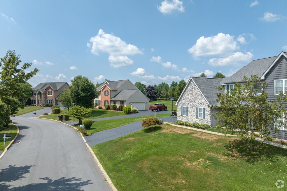 Final_Neighborhood_Rothsville_PA_090623