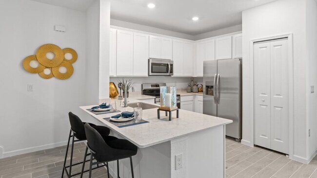 16412 NW 145th Dr, Alachua, FL 32615 - photo 2