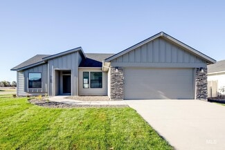 1634 Dyer St, Middleton, ID 83644