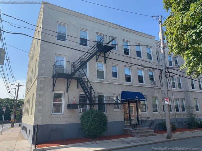 81 Empire St unit 4, Allston, MA 02134 - photo 2