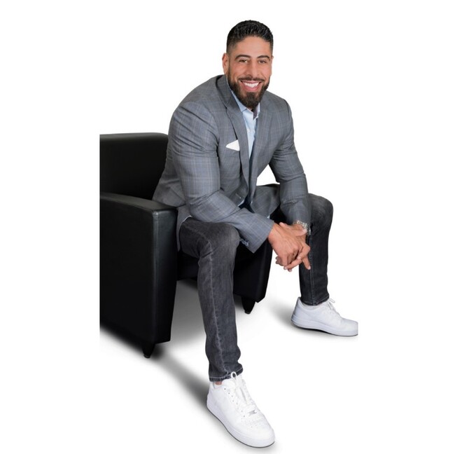 Agent Photo