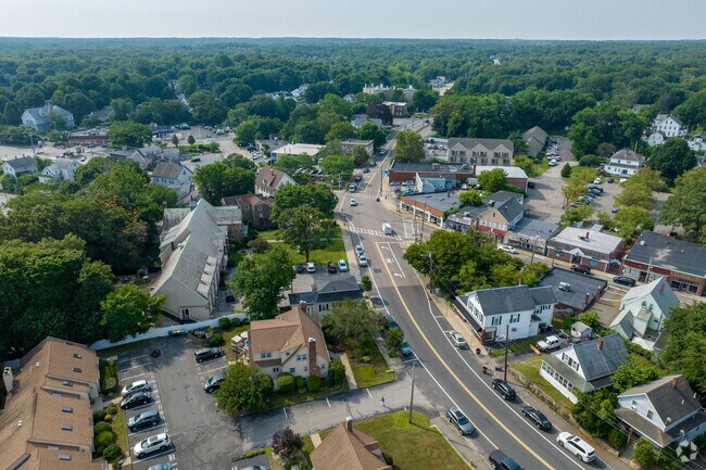 With an array of shopping and restaurants East Weymouth has everything you're looking for.