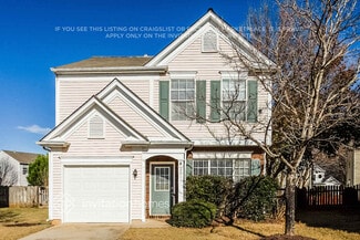 2011 Chinabrook Ct, Charlotte, NC 28270