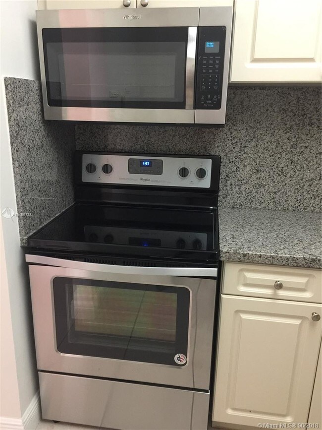 9403 SW 76th St unit 301, Miami, FL 33173 - photo 6