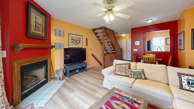 2260 Lila Way unit 62D, Columbus, OH 43235 - photo 2