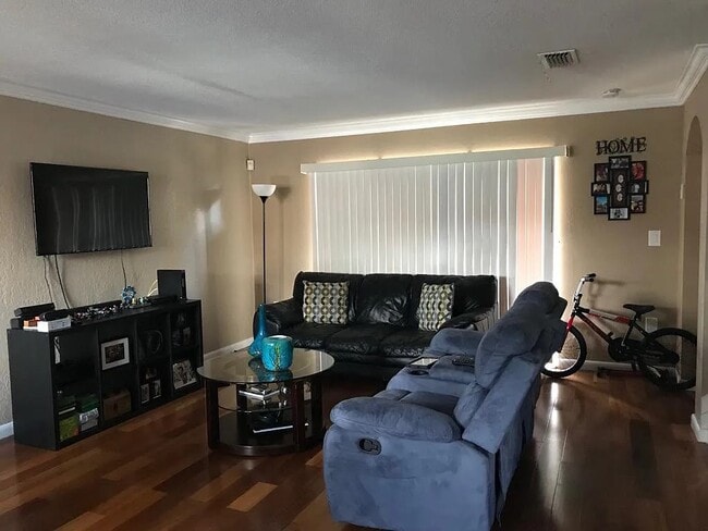 336 NW 114th Ave unit 102, Miami, FL 33172 - photo 3