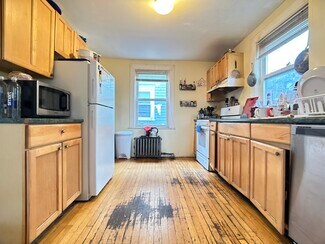 26 Wadsworth St, Boston, MA 02134