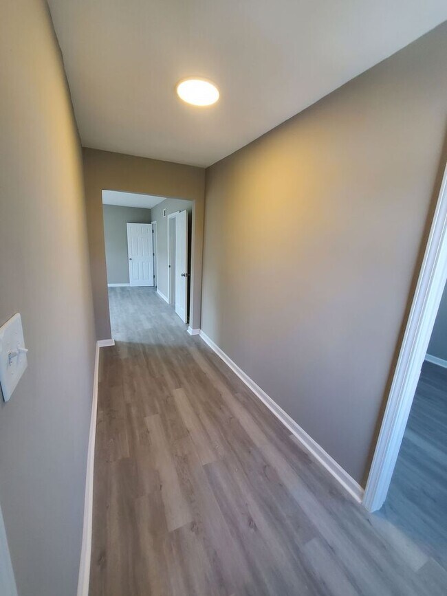 2365 N 20th St Unit 2365A - Upper, Milwaukee, WI 53206