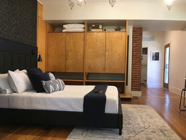 2012 Harbert Ave unit 2, Memphis, TN 38104 - photo 5