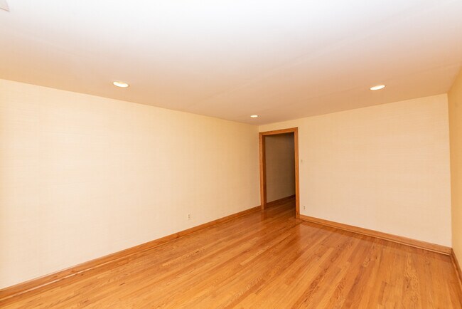 3413 N Elaine Place unit 3, Chicago, IL 60657 - photo 7