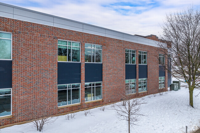 Wauwatosa STEM School, Wauwatosa WI Rankings & Reviews - Homes.com