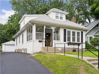 1971 Juliet Ave, Saint Paul, MN 55105
