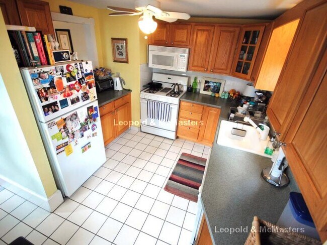26 Green St unit 2, Charlestown, MA 02129 - photo 7