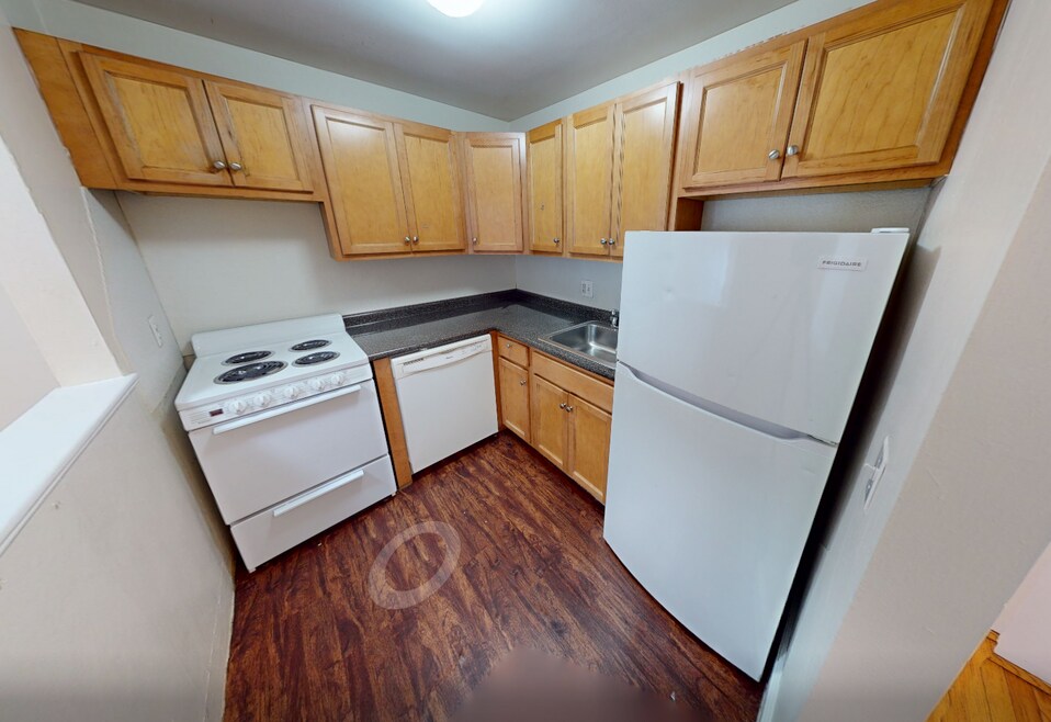 48 Lancaster Terrace unit 104, Brookline, MA 02446 - photo 1