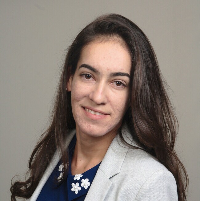 Elzabeth M Santana Hernandez