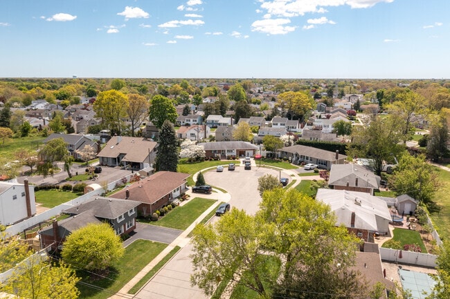 The neighborhood of Bethpage is a hamlet within the greater Town of Oyster Bay on Long Island.