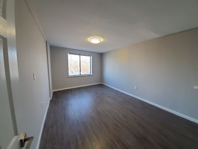 306 Main St unit 8c, West Orange, NJ 07052 - photo 6