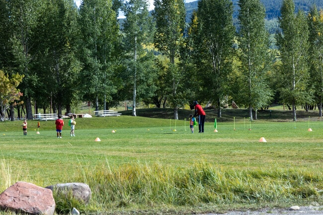 Snowmass Town Park near Brush Creek hosts events and outdoor activities.