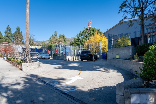 Vahan & Anoush Chamlian Armenian School is located at 4444 Lowell Ave., La Crescenta, CA 91214.