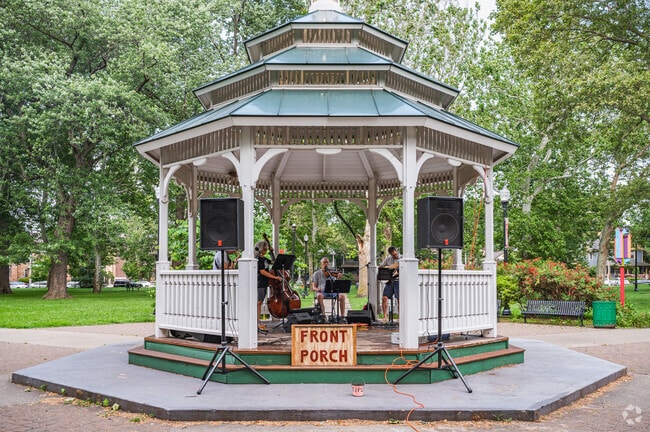 Tremont has live music and community events in Lincoln Park during the summer.