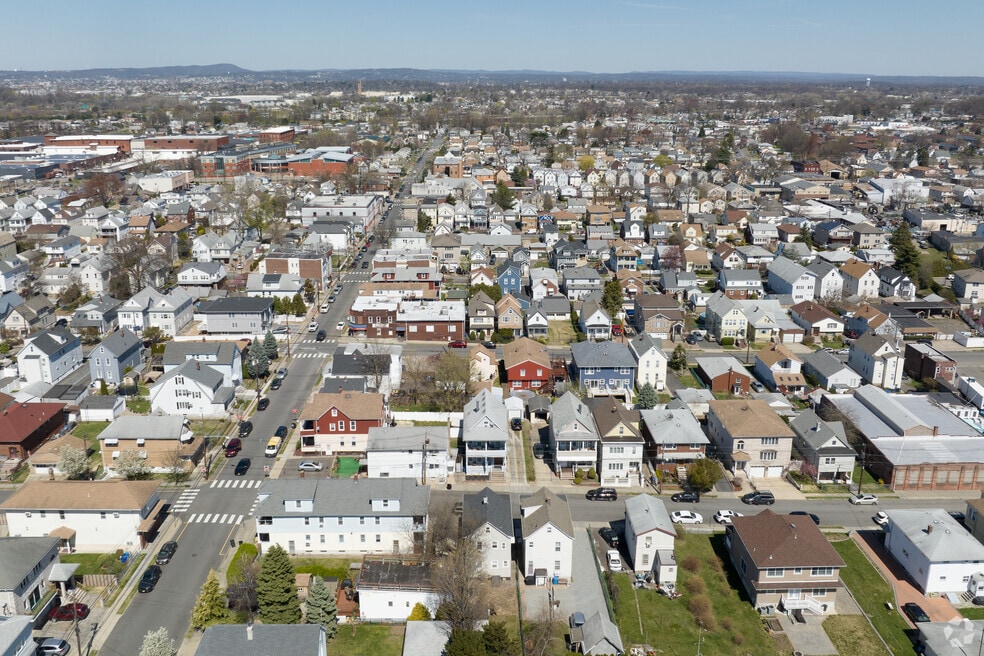 Garfield_ 1000681_SH_091725_V1