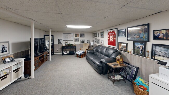 339 Roosevelt Blvd, West Hempstead, NY 11552 - photo 2