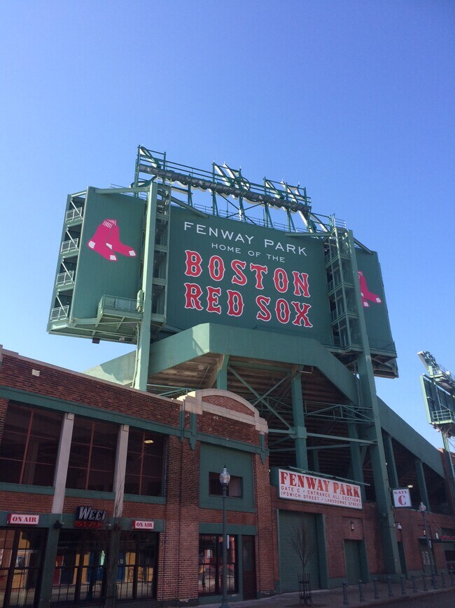 Landmark Square Apartments, Boston, MA 02215 - photo 2